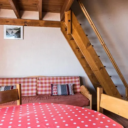 Chaudes Almes - Studio Pour 4 Personnes 01